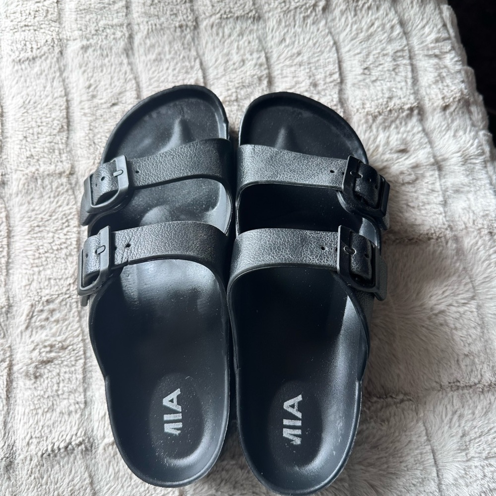 MIA Black Double-Strap Buckle Slides